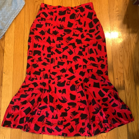 80’s DISEGNI  ABSTRACT PRINT Red and BLACK SILK SKIRT - Picture 1 of 14